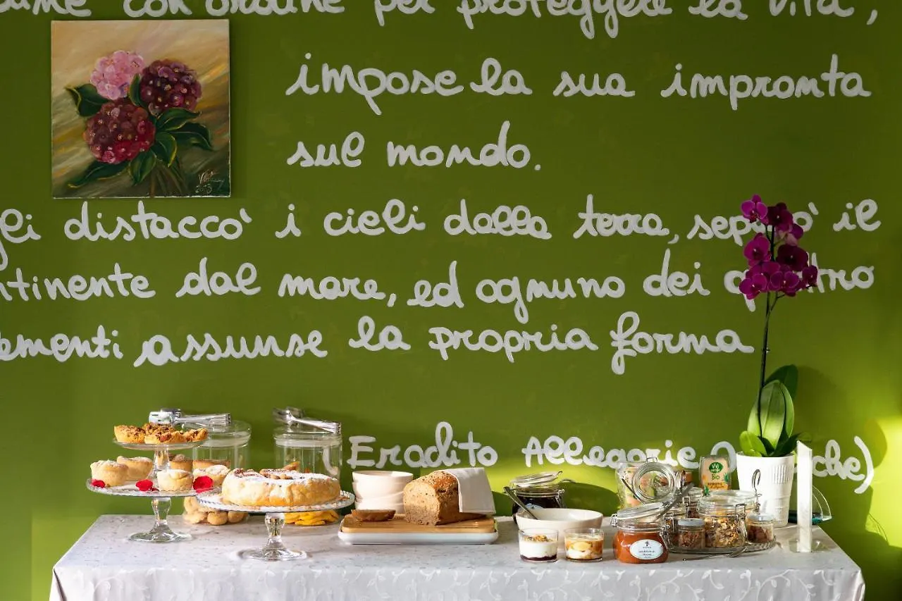 Anima Mundi Bed & Breakfast Curtatone 3*,  Italy