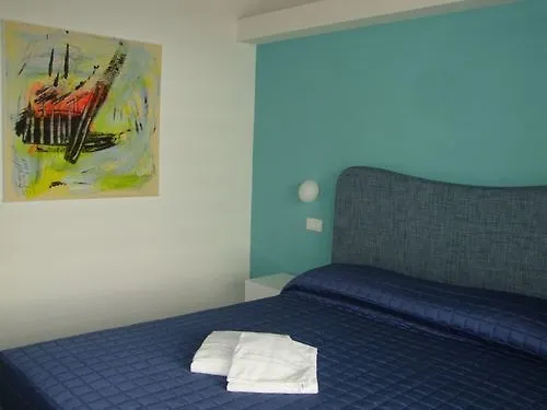 Anima Mundi Bed & Breakfast Curtatone 3*,