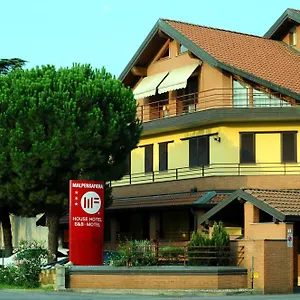 Lägenhetshotell Malpensafiera, Bernate Ticino